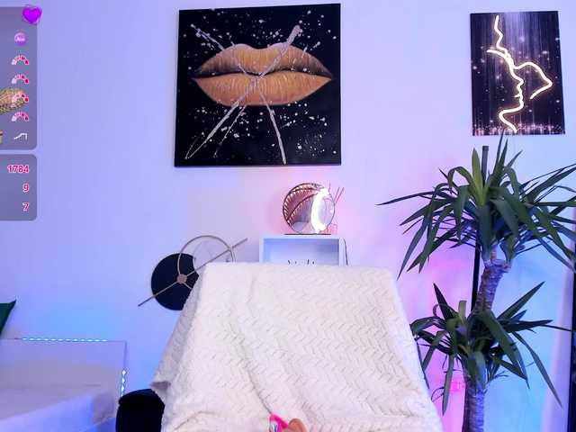 AnyssyaHot's BongaCams show and profile