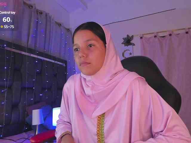 Jalila-Fadel webcam