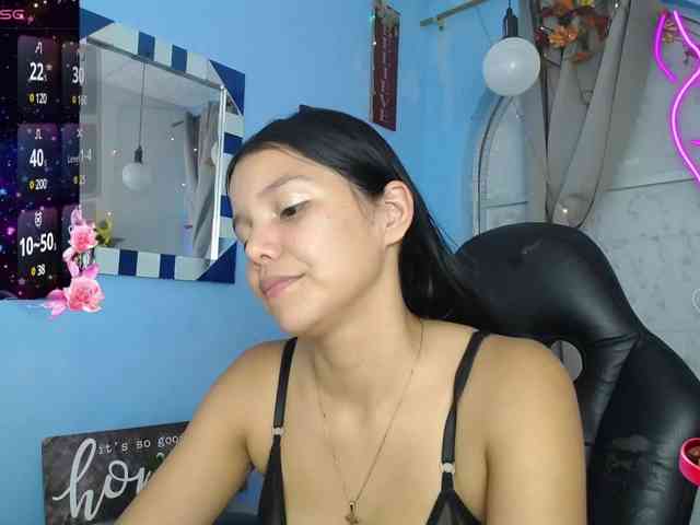Jalila-Fadel webcam
