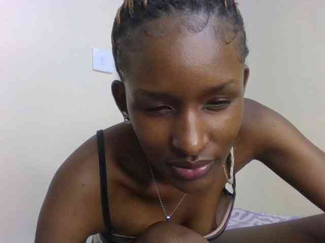 Hottierue8 webcam
