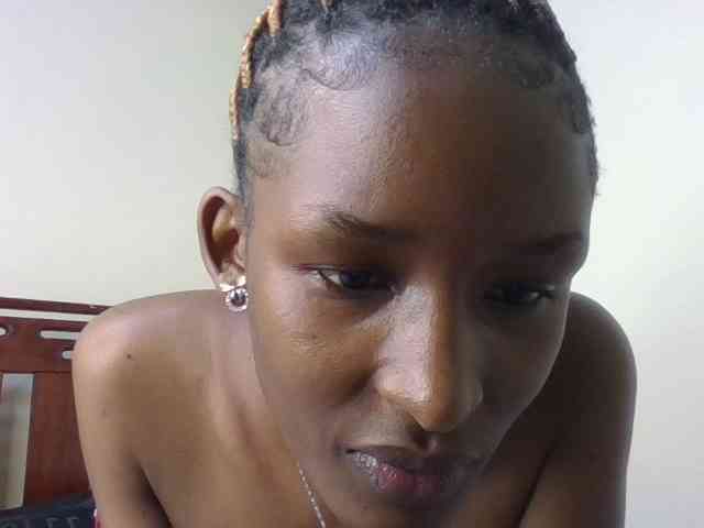 Hottierue8 webcam