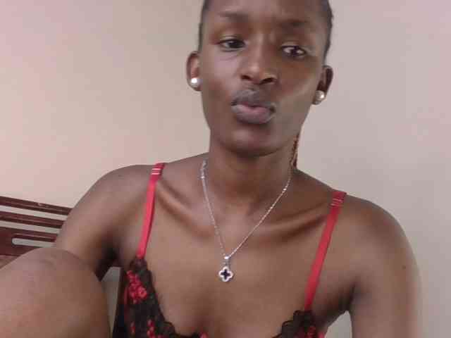 Hottierue8 webcam