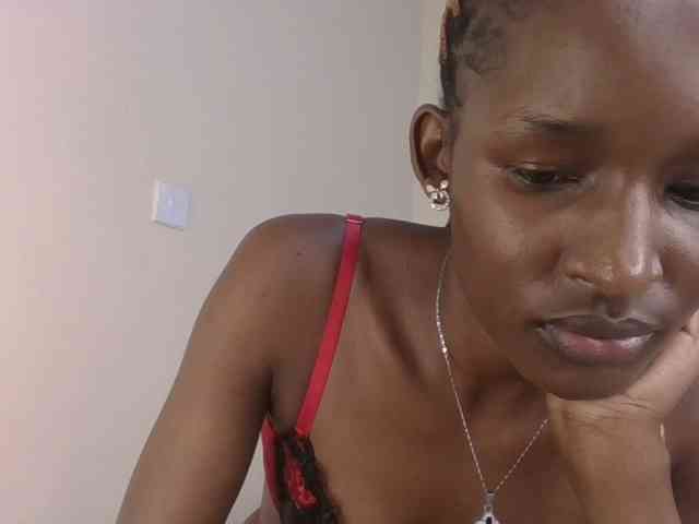 Hottierue8 webcam