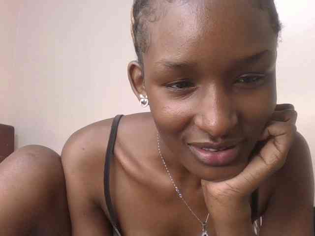 Hottierue8 webcam