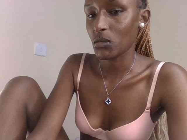 Hottierue8 webcam