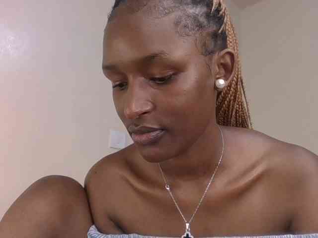 Hottierue8 webcam
