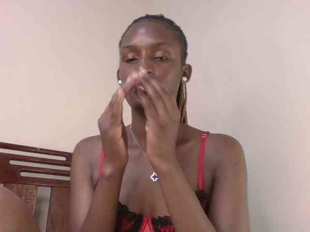 Hottierue8 webcam