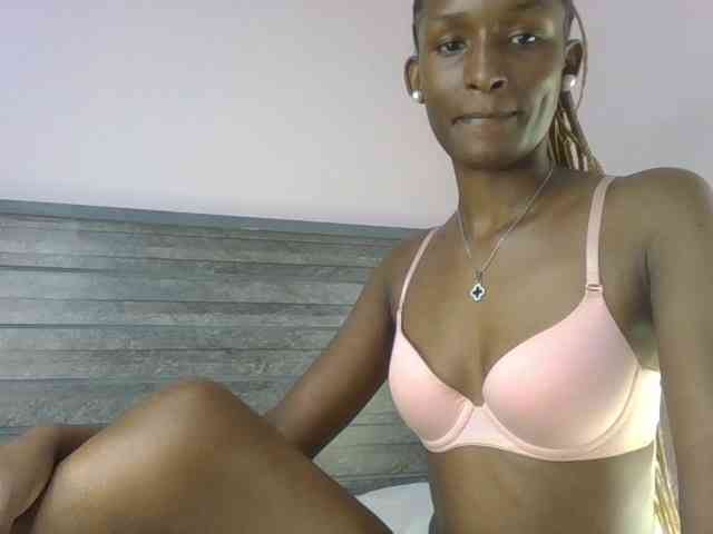 Hottierue8 webcam