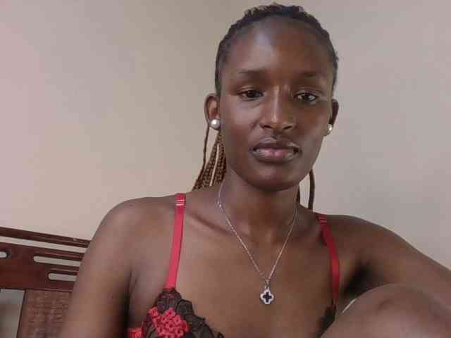 Hottierue8 webcam