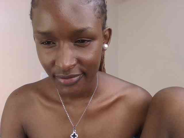 Hottierue8 webcam