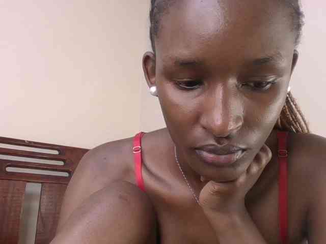 Hottierue8 webcam