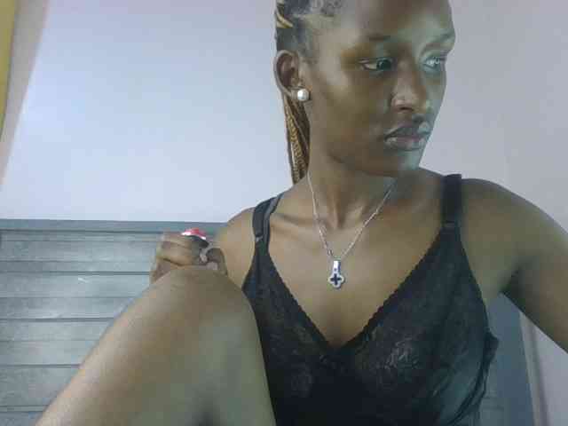 Hottierue8 Live Webcam on BongaCams