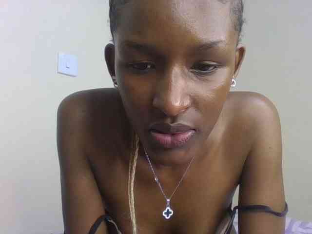 Hottierue8 webcam
