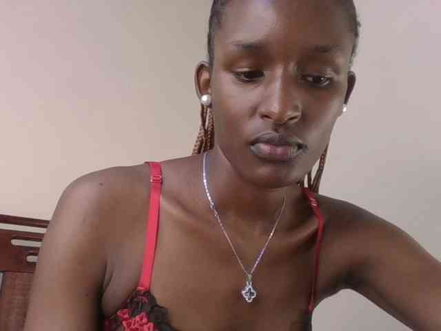 Hottierue8 webcam