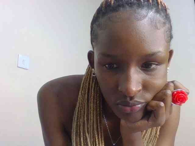 Hottierue8 webcam