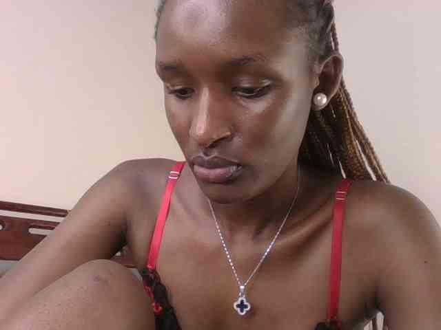 Hottierue8 webcam