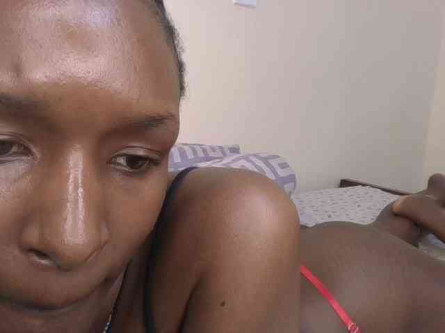 Hottierue8 webcam