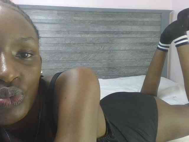 Hottierue8 webcam