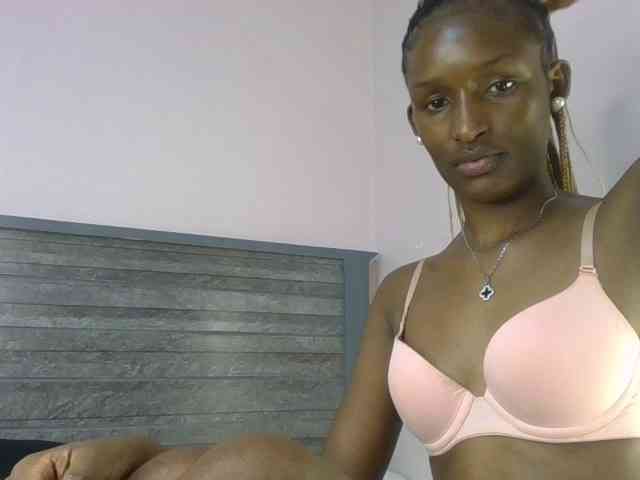 Hottierue8 webcam