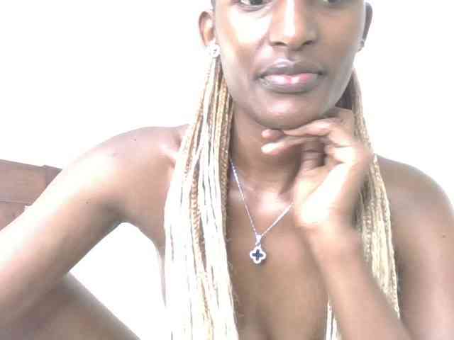 Hottierue8 webcam