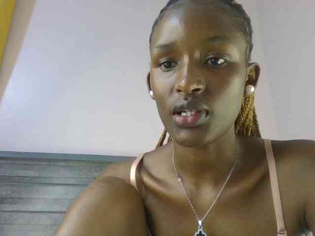 Hottierue8 webcam