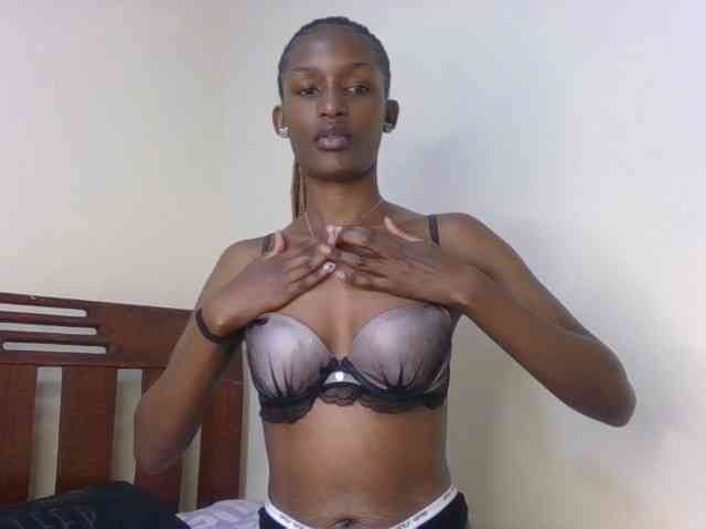 Hottierue8 webcam