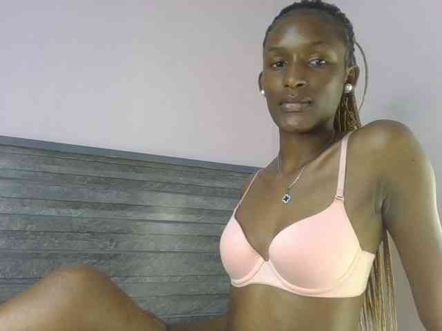 Hottierue8 webcam