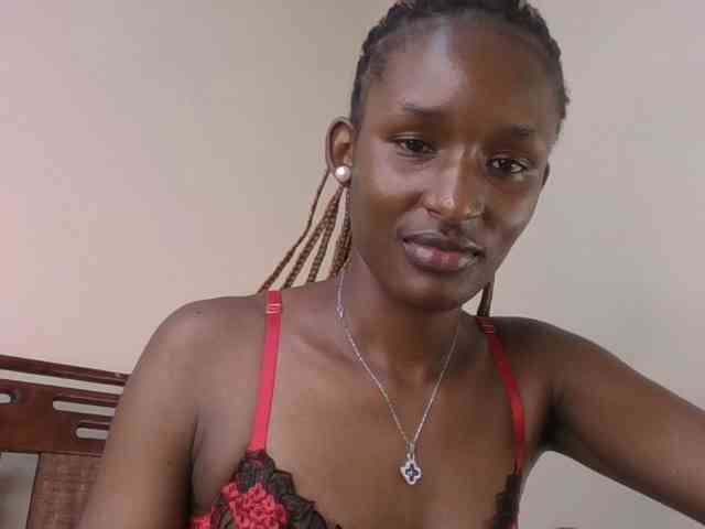 Hottierue8 webcam
