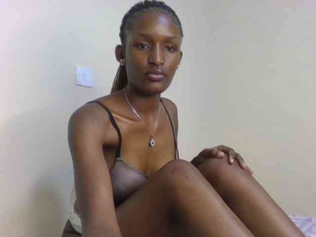 Hottierue8 webcam