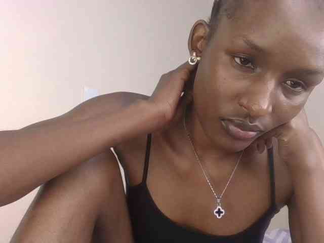 Hottierue8 webcam