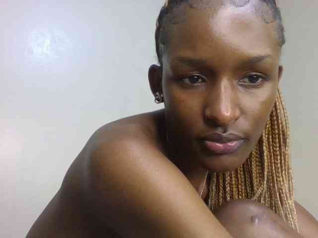 Hottierue8 webcam