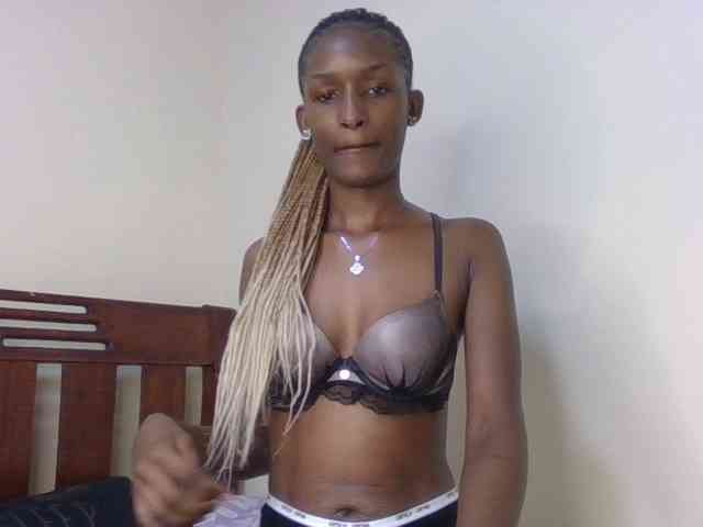 Hottierue8 webcam