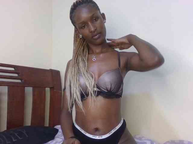 Hottierue8 webcam