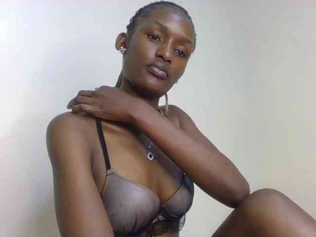 Hottierue8 webcam