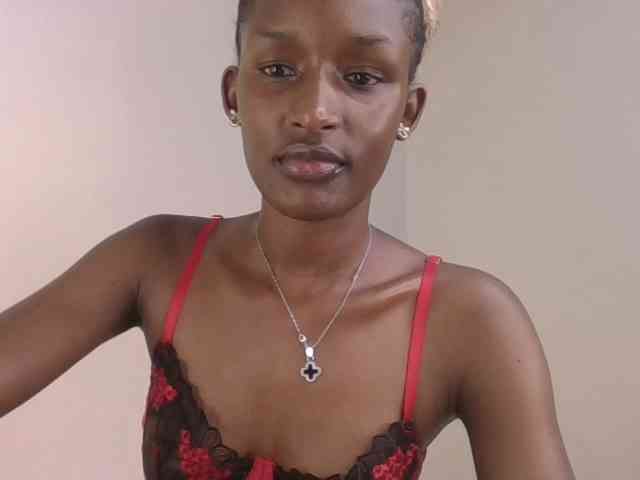 Hottierue8 webcam