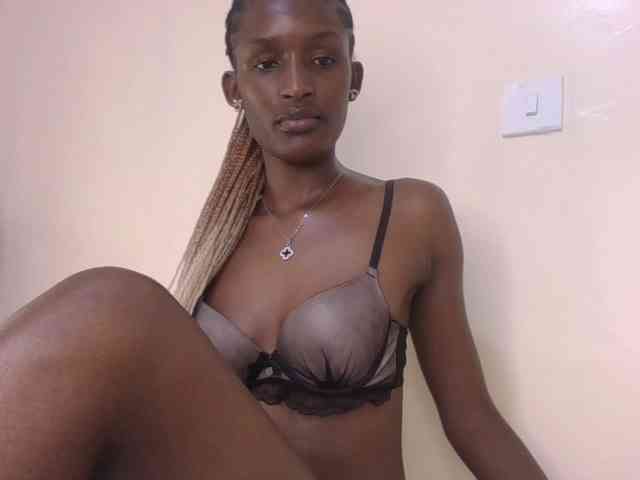 Hottierue8 webcam