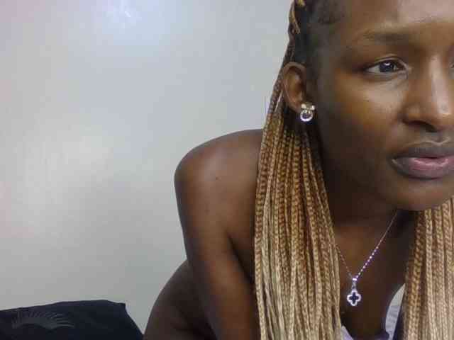 Hottierue8 webcam