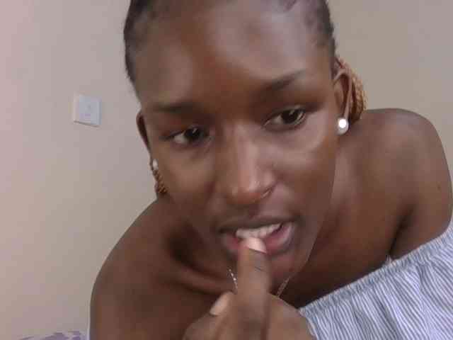 Hottierue8 webcam