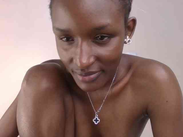 Hottierue8 webcam