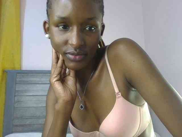 Hottierue8 webcam