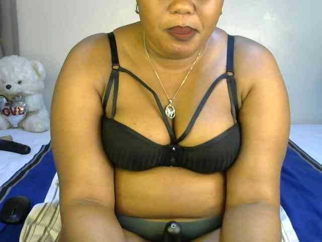 Ebonycatalia4 webcam