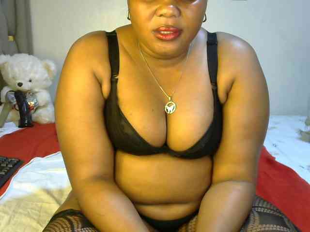 Ebonycatalia4 webcam