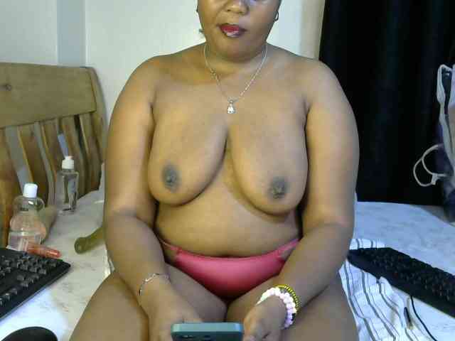 Ebonycatalia4 webcam