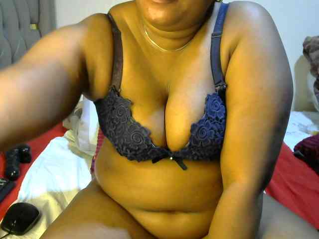 Ebonycatalia4