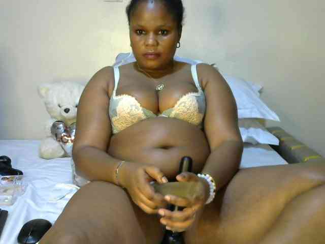 Ebonycatalia4 webcam