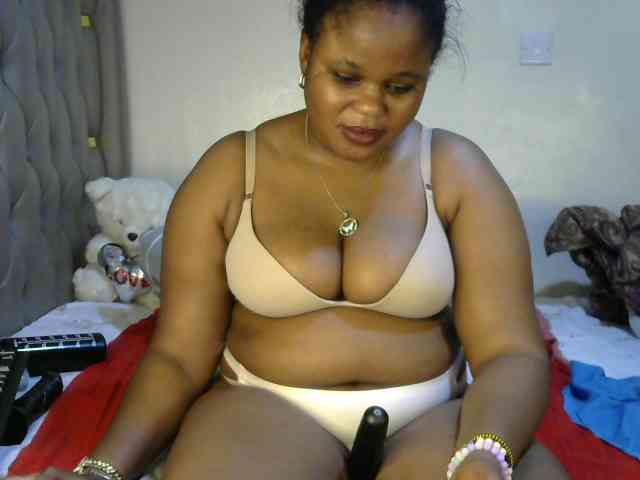 Ebonycatalia4 webcam