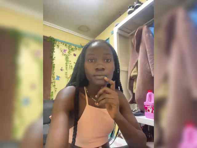 Sweetbecky654-1 webcam