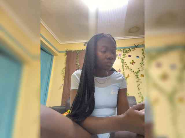 Sweetbecky654-1 webcam