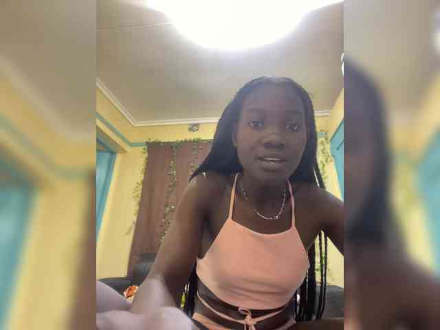 Sweetbecky654-1 webcam