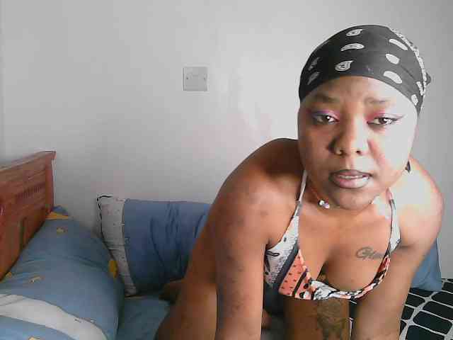 Sexygirl002 webcam